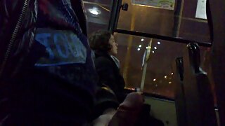 يلتقي Hot German Blondie Blow بجيسون ستيل في رحلة برية على متن حافلة بوم. إنها تضرب قطتها الحلوة بقوة وكل وجوهها اللطيفة sexy arab مترجم مغطاة بالذروة.